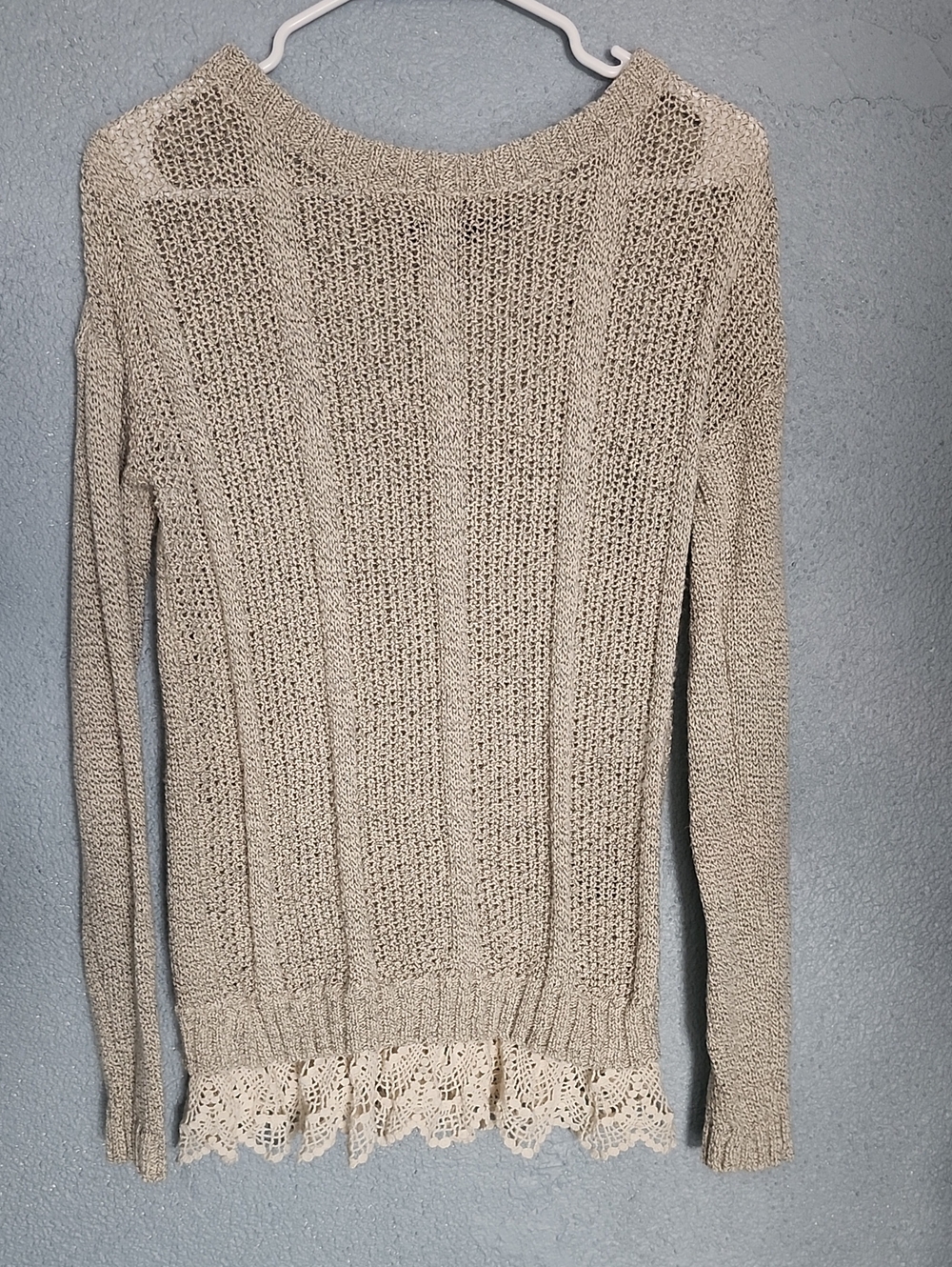 Women’s Lace-Hem Scoop Neck Sweater in Light Beige